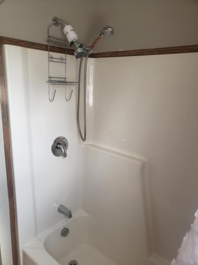 Guests Room For Rent / Chambre Prive Dans Maison Partager Maria エクステリア 写真